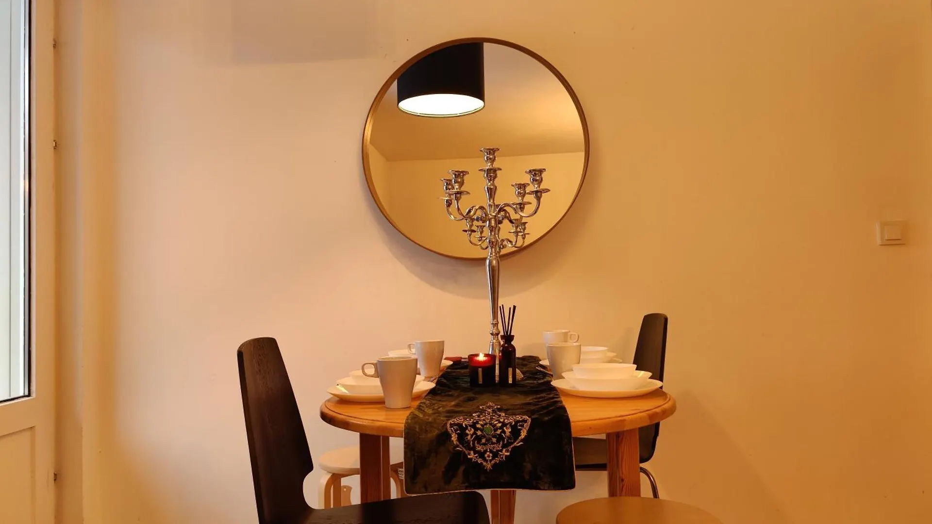 度假居 赫尔辛基Cozy Independent House With Free Parking And 20 Mins To Center别墅 芬兰